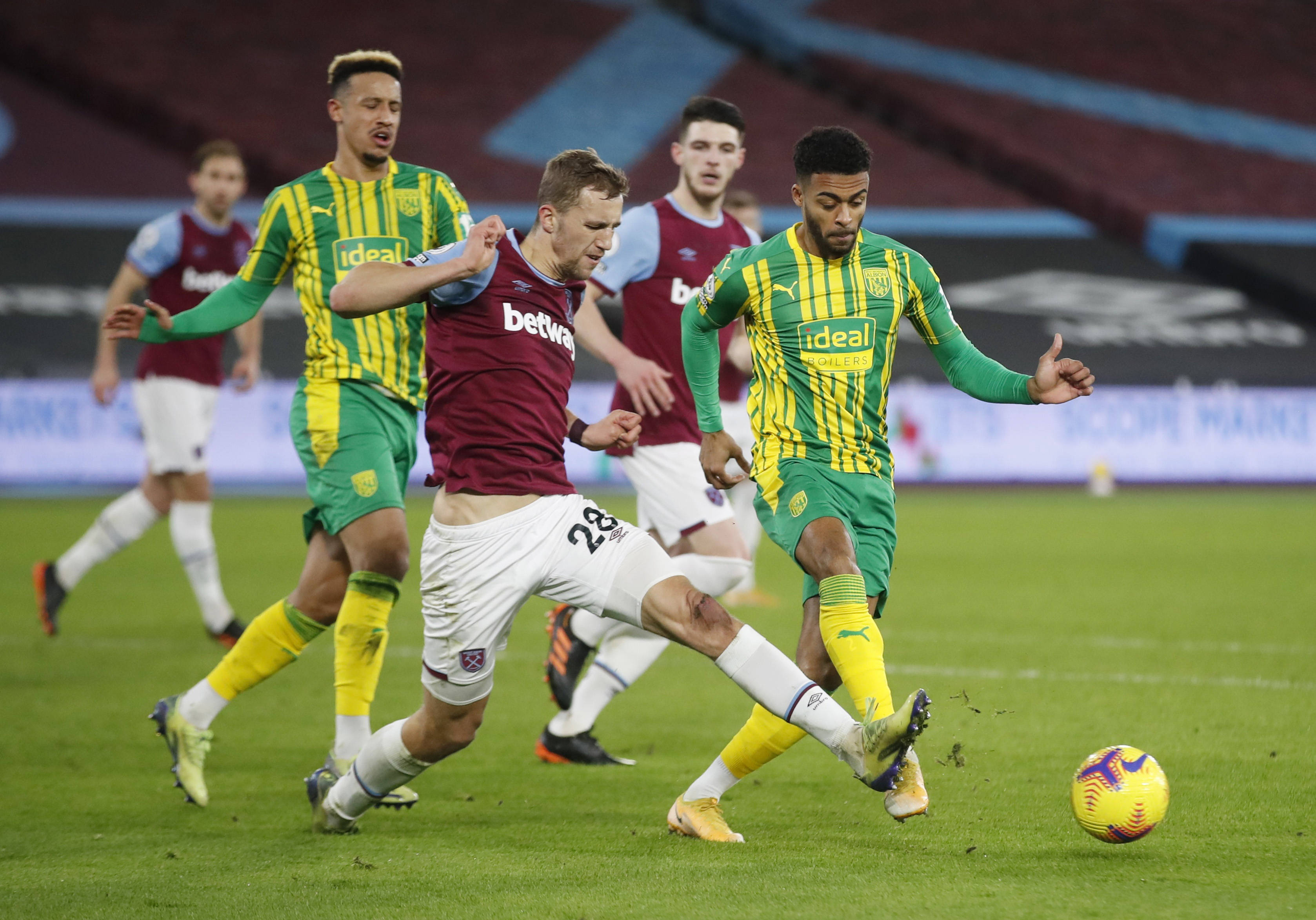 近20亿元 近20亿元